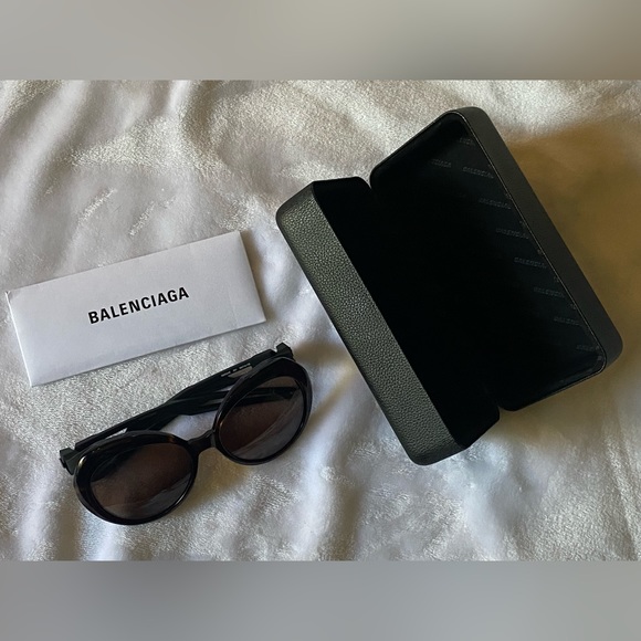 BALENCIAGA SUNGLASSES - Picture 2 of 7